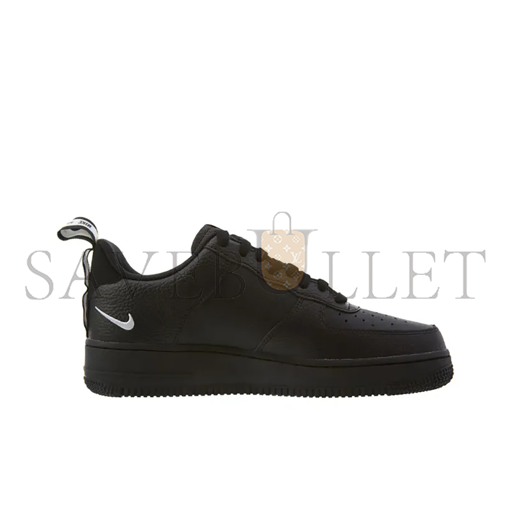 NIKE AIR FORCE 1 LOW UTILITY BLACK WHITE AJ7747-001